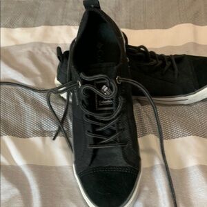 Columbia Black Sneakers with Suede Finish